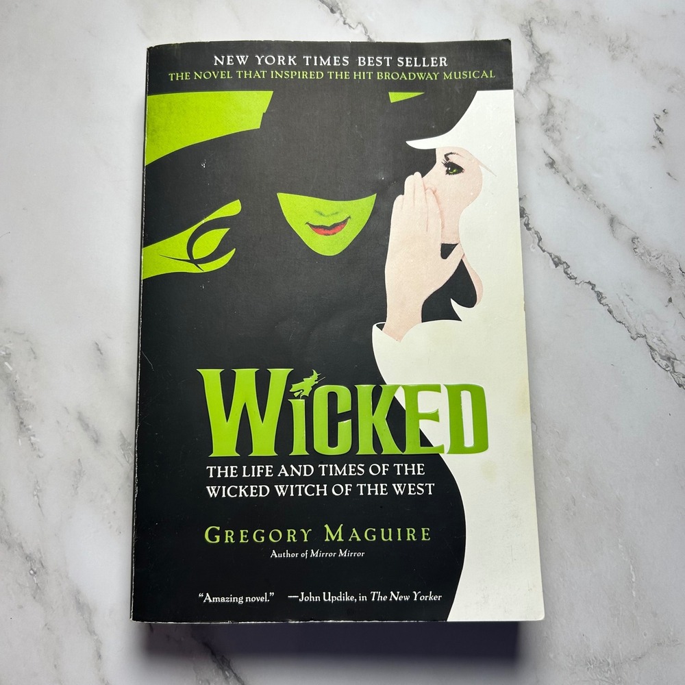 Wicked Gregory Maguire Paperback Book Life and Times of the Wicked Witch of West